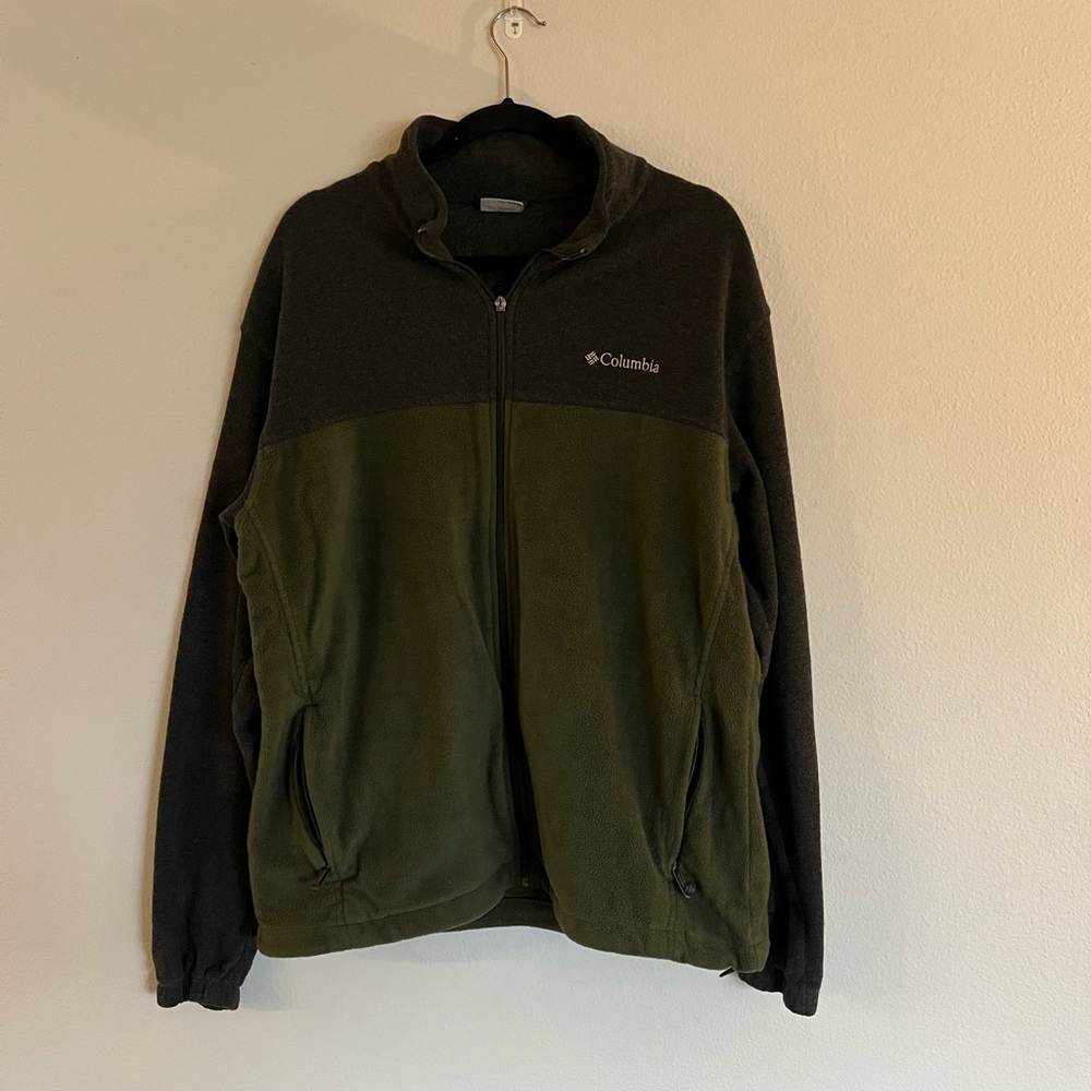 XL Columbia Men's‎ Olive and Charcoal Zip-Up Sweater